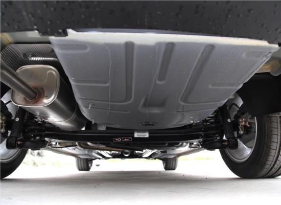 世嘉 2013款 1.6L 手动品尚型CNG 其他细节类   后悬架
