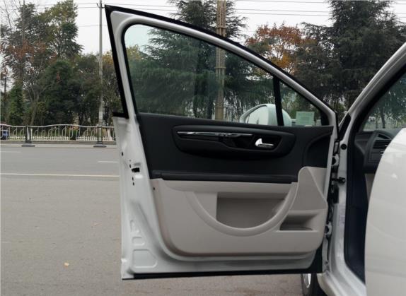 世嘉 2016款 经典 三厢 1.6L 自动科技版 车厢座椅   前门板