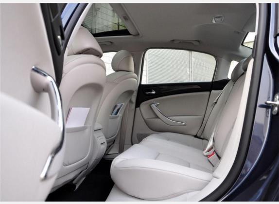 雪铁龙C5 2010款 2.3L 自动尊雅型 车厢座椅   后排空间