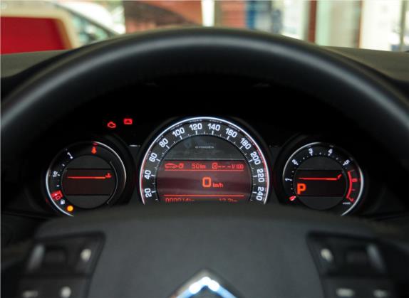 雪铁龙C5 2011款 东方之旅 2.3L 自动尊贵型 中控类   仪表盘