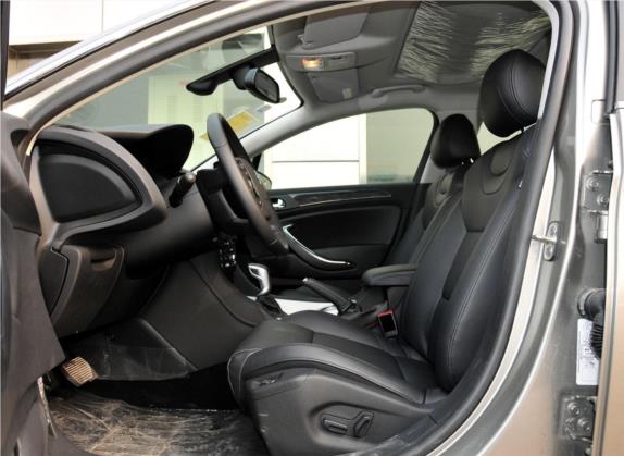 雪铁龙C5 2012款 2.3L 自动尊贵型 车厢座椅   前排空间