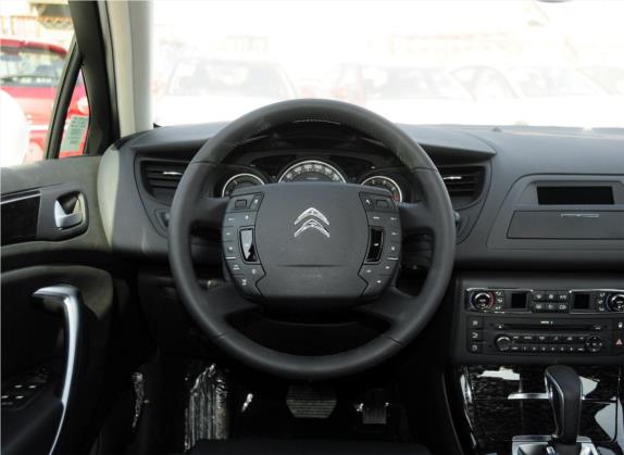 雪铁龙C5 2013款 2.3L 自动尊驭型 中控类   驾驶位