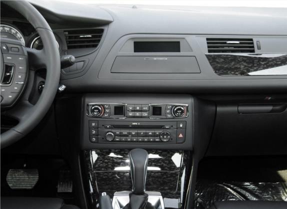 雪铁龙C5 2013款 2.3L 自动尊驭型 中控类   中控台
