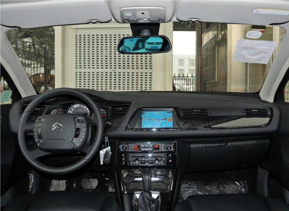 雪铁龙C5 2013款 2.3L 自动豪华型 中控类   中控全图