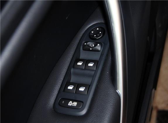 雪铁龙C5 2013款 2.3L 自动豪华型 车厢座椅   门窗控制