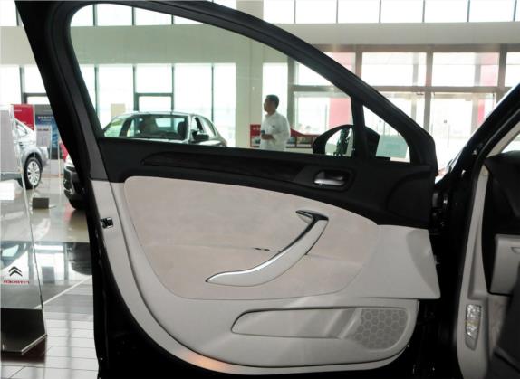 雪铁龙C5 2014款 2.0L 自动尊悦型 车厢座椅   前门板