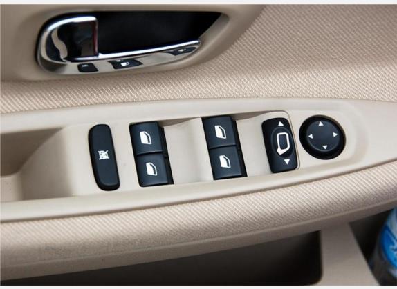 爱丽舍 2008款 1.6L 手动舒适型 车厢座椅   门窗控制