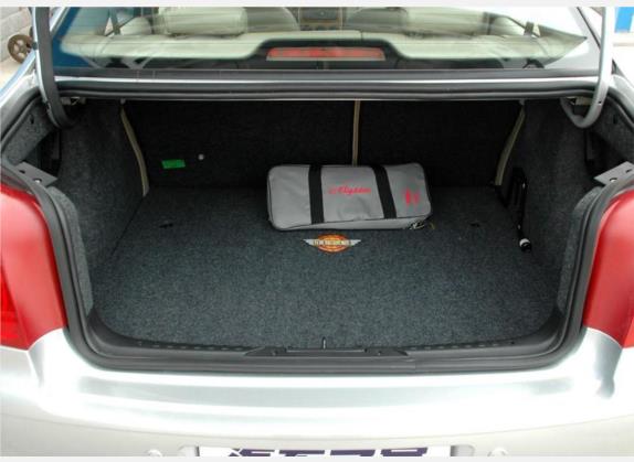 爱丽舍 2008款 1.6L 手动豪华型 车厢座椅   后备厢