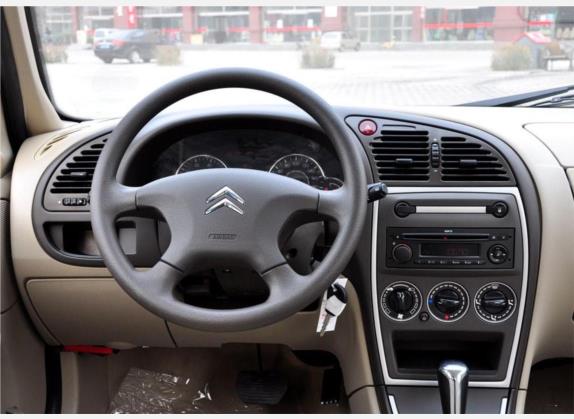 爱丽舍 2009款 两厢 1.6L 自动标准型 中控类   驾驶位