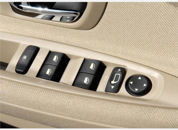 爱丽舍 2009款 两厢 1.6L 手动舒适型 车厢座椅   门窗控制