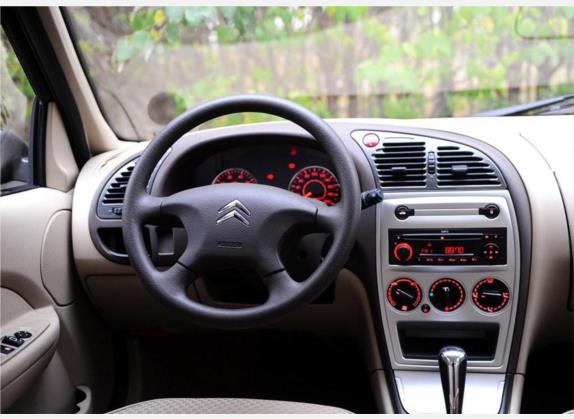 爱丽舍 2010款 三厢 1.6L 自动科技型 中控类   驾驶位