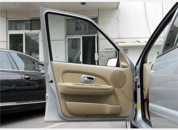 爱丽舍 2010款 三厢 1.6L 手动尊贵型 车厢座椅   前门板