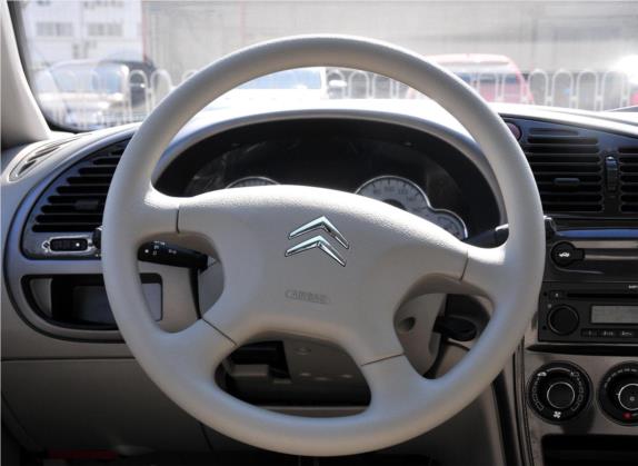 爱丽舍 2011款 三厢 1.6L 手动科技型 中控类   驾驶位
