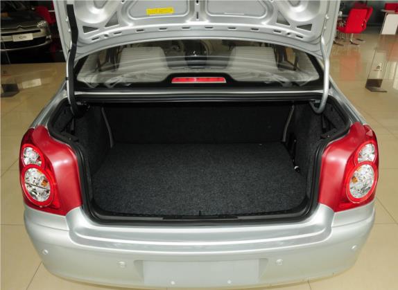 爱丽舍 2011款 三厢 1.6L 自动科技型 车厢座椅   后备厢