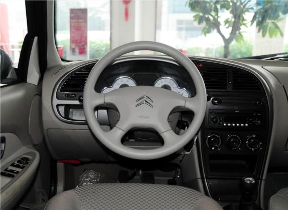 爱丽舍 2012款 三厢 1.6L 手动科技型 中控类   驾驶位