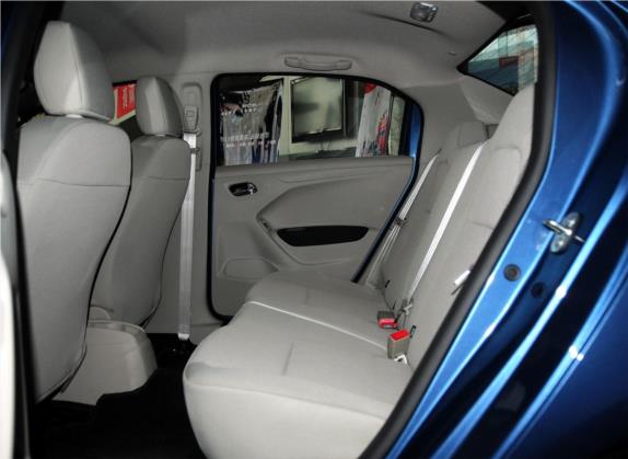 爱丽舍 2014款 1.6L 手动时尚型 车厢座椅   后排空间
