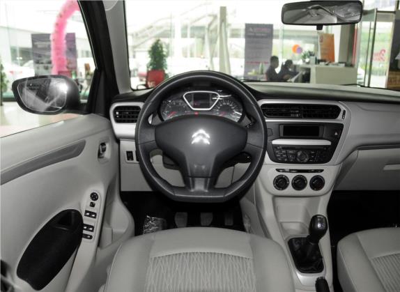 爱丽舍 2014款 1.6L 手动舒适型 中控类   驾驶位