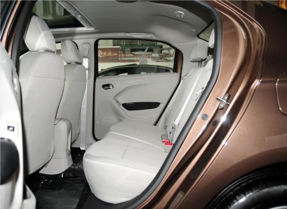 爱丽舍 2014款 1.6L 手动舒适型 车厢座椅   后排空间