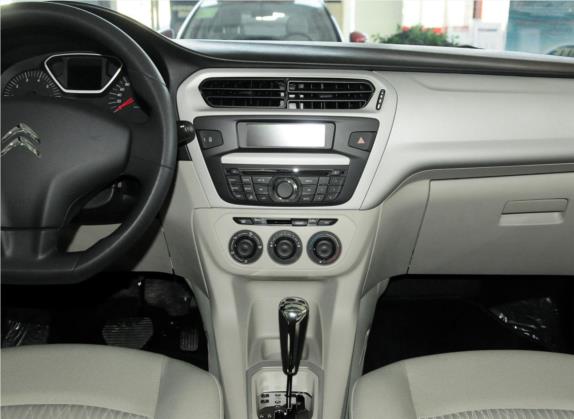 爱丽舍 2014款 1.6L 自动舒适型 中控类   中控台