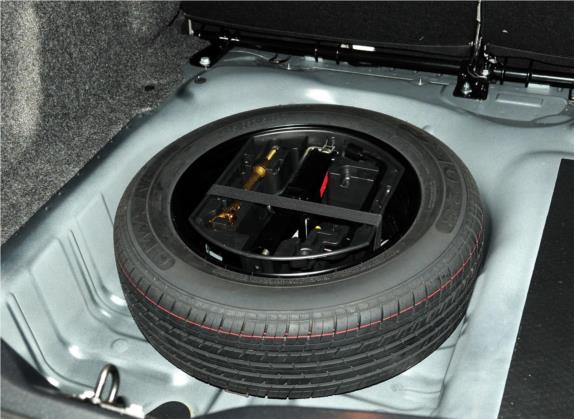 爱丽舍 2014款 1.6L 自动舒适型 其他细节类   备胎