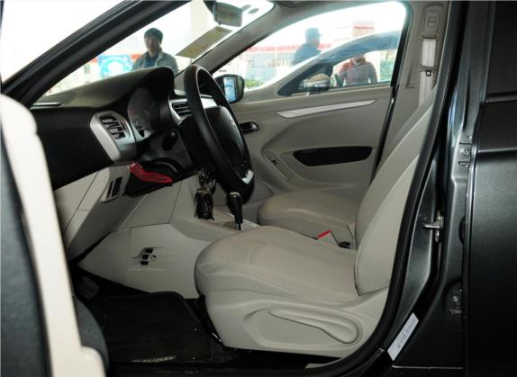 爱丽舍 2014款 1.6L 自动舒适型 车厢座椅   前排空间