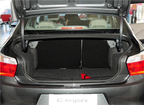 爱丽舍 2014款 1.6L 自动舒适型 车厢座椅   后备厢