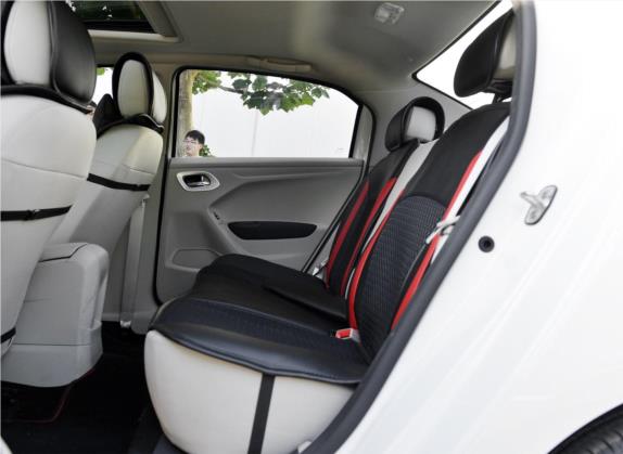 爱丽舍 2014款 WTCC纪念版 1.6L 手动舒适型 车厢座椅   后排空间