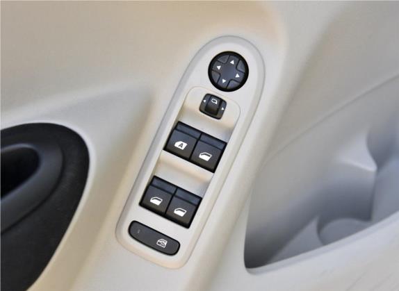 爱丽舍 2014款 WTCC纪念版 1.6L 手动舒适型 车厢座椅   门窗控制