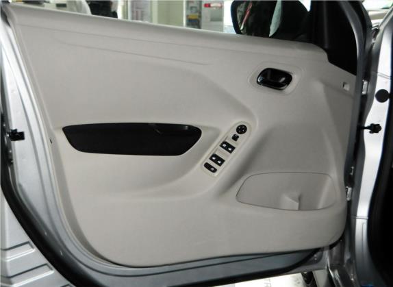 爱丽舍 2014款 WTCC纪念版 1.6L 自动时尚型 车厢座椅   前门板