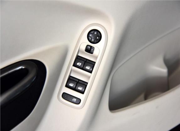 爱丽舍 2015款 质尚版 1.6L 自动时尚型 车厢座椅   门窗控制