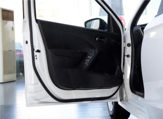 爱丽舍 2016款 1.6L 自动时尚型 车厢座椅   前门板