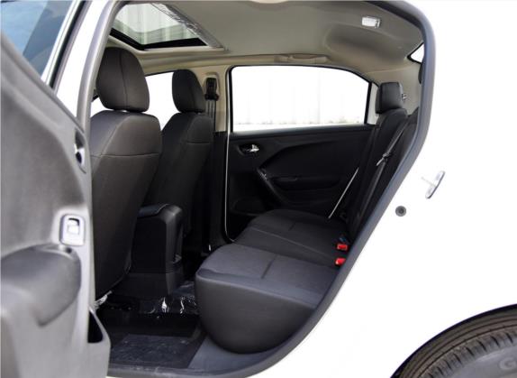 爱丽舍 2016款 1.6L 自动舒适型 车厢座椅   后排空间