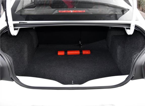 爱丽舍 2017款 1.6L 手动时尚型 车厢座椅   后备厢