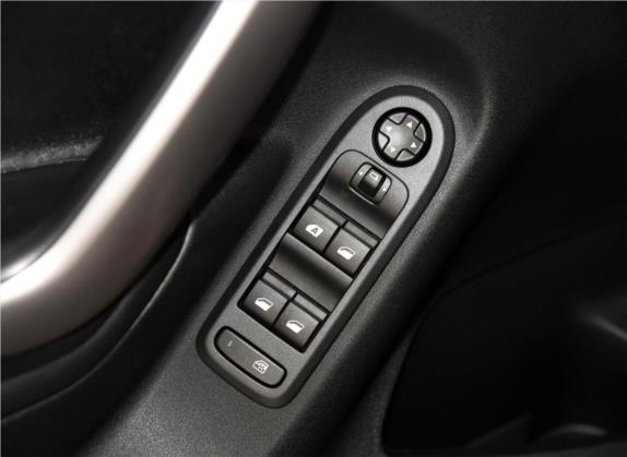 爱丽舍 2017款 1.6L 自动舒适型 车厢座椅   门窗控制