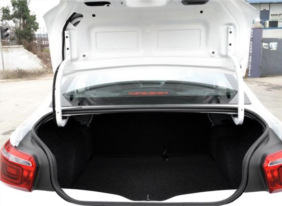 爱丽舍 2017款 1.6L 手动舒适型 车厢座椅   后备厢