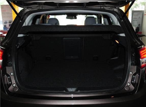 雪铁龙C4 Aircross(进口) 2012款 2.0L 两驱豪华版 车厢座椅   后备厢