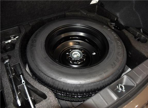 雪铁龙C4 Aircross(进口) 2013款 2.0L 两驱舒适版 其他细节类   备胎