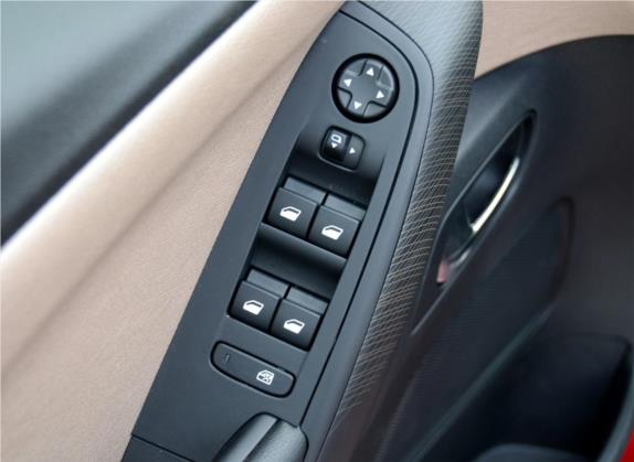 C4 PICASSO 2015款 1.6T 豪华型 5座 车厢座椅   门窗控制