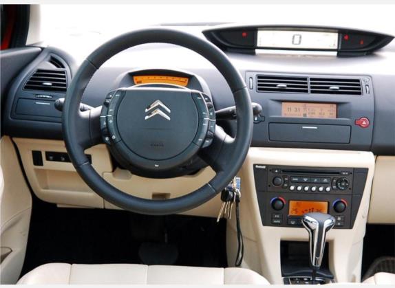 雪铁龙C4 2006款 1.6 豪华天窗型 中控类   驾驶位
