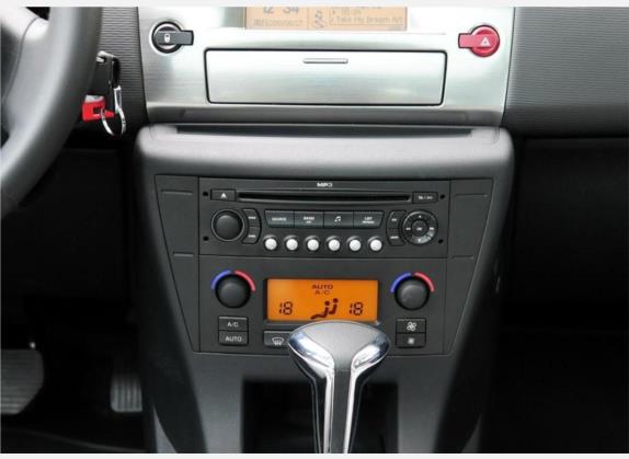 雪铁龙C4 2009款 1.6T 豪华版 中控类   中控台