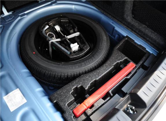 伊比飒 2013款 1.4TSI 旅行版FR 其他细节类   备胎