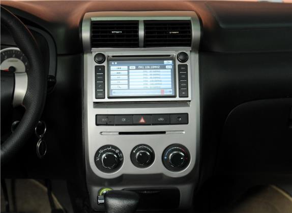 森雅S80 2011款 1.5L 自动5座精英导航版 中控类   中控台