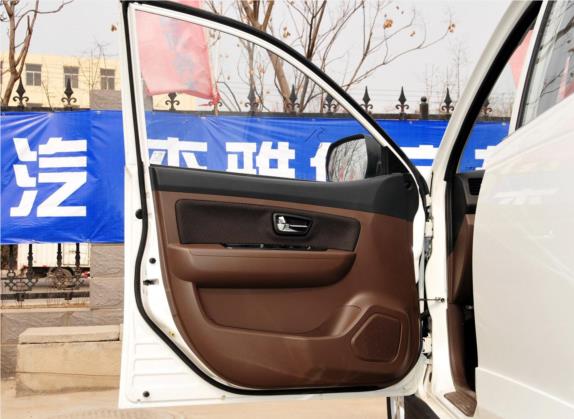 森雅S80 2015款 1.5L 手动5座都市版 车厢座椅   前门板