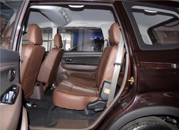 森雅S80 2015款 1.5L 手动7座都市版 车厢座椅   后排空间