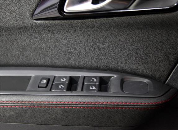 森雅R7 2016款 1.6L 自动豪华型 车厢座椅   门窗控制