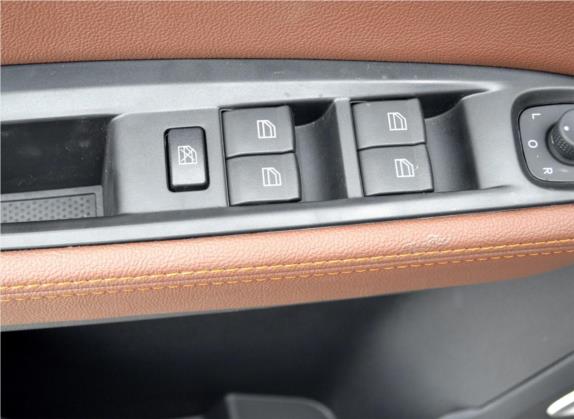 森雅R7 2017款 智能网联版 1.6L 自动智尊型 车厢座椅   门窗控制