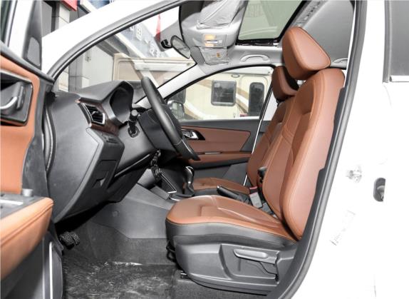 森雅R7 2018款 R7C 1.6L 手动豪华型 车厢座椅   前排空间