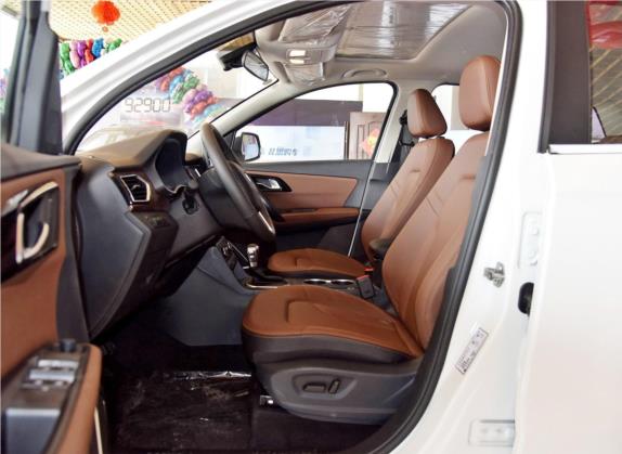 森雅R7 2018款 R7C 1.6L 自动智享型 车厢座椅   前排空间