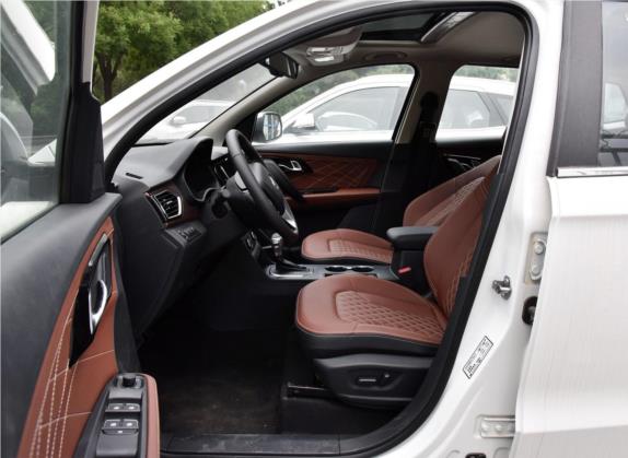 森雅R7 2018款 R7C 1.6L 自动智尊型 车厢座椅   前排空间