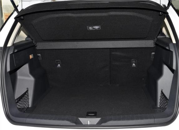 森雅R9 2018款 1.2T 自动舒适智炫型 车厢座椅   后备厢